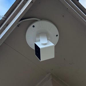Under Eave WYZE Cam Pan V3 Mount