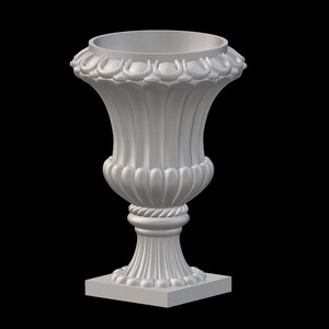 Op de afbeelding: Een witte keramische plantenpot met een geribbeld ontwerp en een touwachtig detail rond de basis. De pot heeft een vierkante basis en een ronde bovenkant.