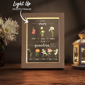 Personalized First Mom, Now Grandma Birth Flower Light Up Frame, Mothers Day Gift,Custom Night Light,Moms Garden,Grandma's Garden Gifts #F31