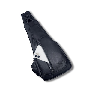 Sac à bandoulière en cuir noir, sac poitrine, sac utilitaire en cuir, cadeau d'anniversaire pour lui, sac à bandoulière en cuir végétalien, cadeau de Noël pour petit ami