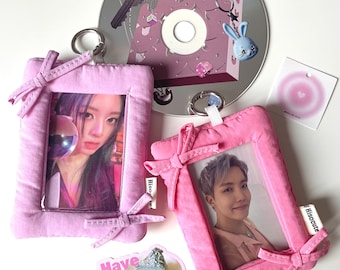 Porta tarjetas fotográficas con lazo de peluche / Porta PC de peluche / Lindo