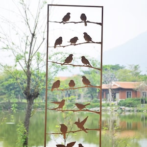 Rusty garden/outdoor bird trellis plant support measuring 139cm high