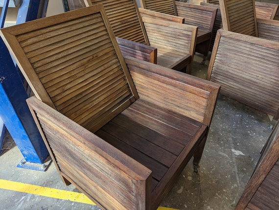 Beautiful teak patio chairs, made of teak wood. Sold as a set of 6 chairs