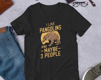 Funny Pangolin Tshirt Pangolin Lover Shirt Retro Pangolin T-Shirt Funny African Animal Gift Maybe 3 People Tee Cute Pangolins Gift