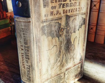 Lovecraft Weird Tales - The Most Terrifying Stories of the Recluse of Providence in a Unique Hand-Bound Leather Edition