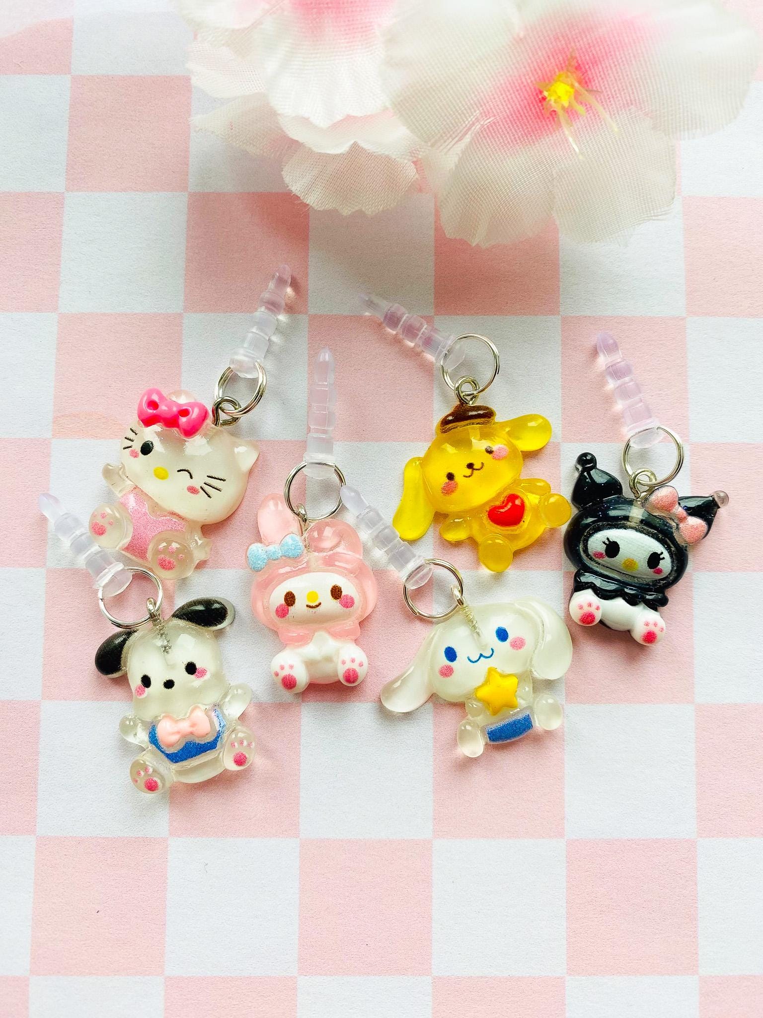 Sanrio Dust Plug, Kuromi Hello Kitty Pompompurin Cinamoroll My