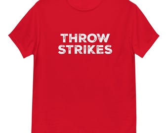 Throw Strikes - T-shirt classique unisexe par Llama Wrangler