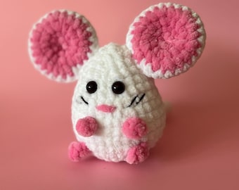 Crochet Mouse Plush – Handmade Amigurumi Mice with Big Ears, Soft Kawaii Stuffed Animal, Cute Gift for Kids, Desk Buddy or Nursery Decor
