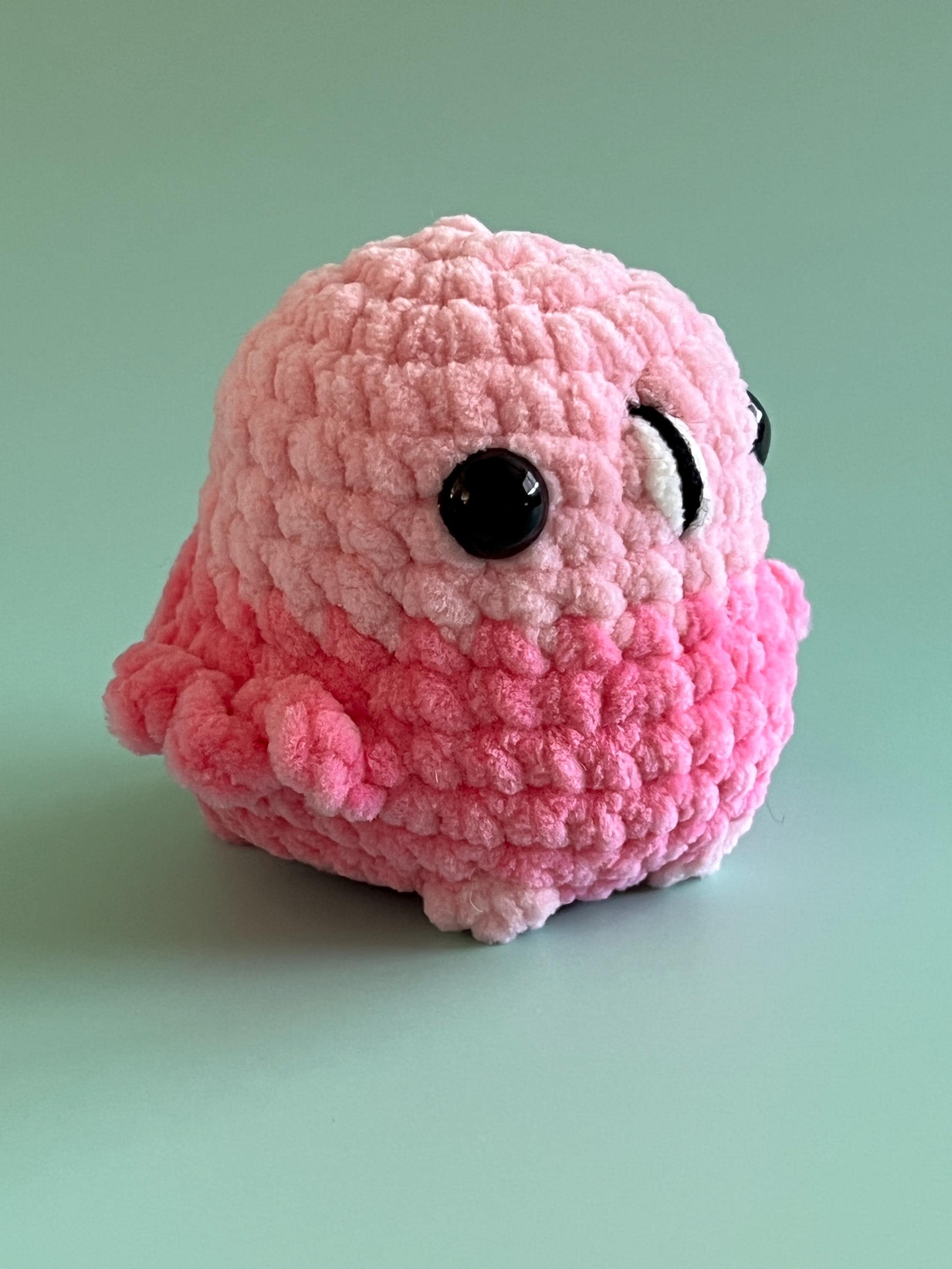 Crochet Flamingo Plushie – Handmade Pink Velvet Amigurumi Bird, Kawaii Stuffed Animal, Cute Tropical Gift or Summer Nursery Decor