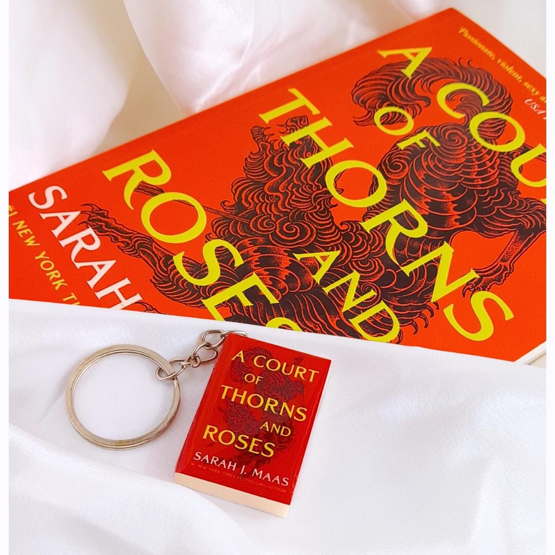 ACOTAR Book Keychain - Etsy