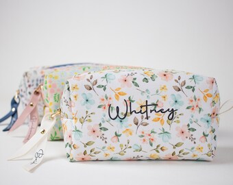 Personalized Bridesmaid & Wedding Party Makeup Bags with Floral Pattern - Special for your Bachelorette Parties and Weddings