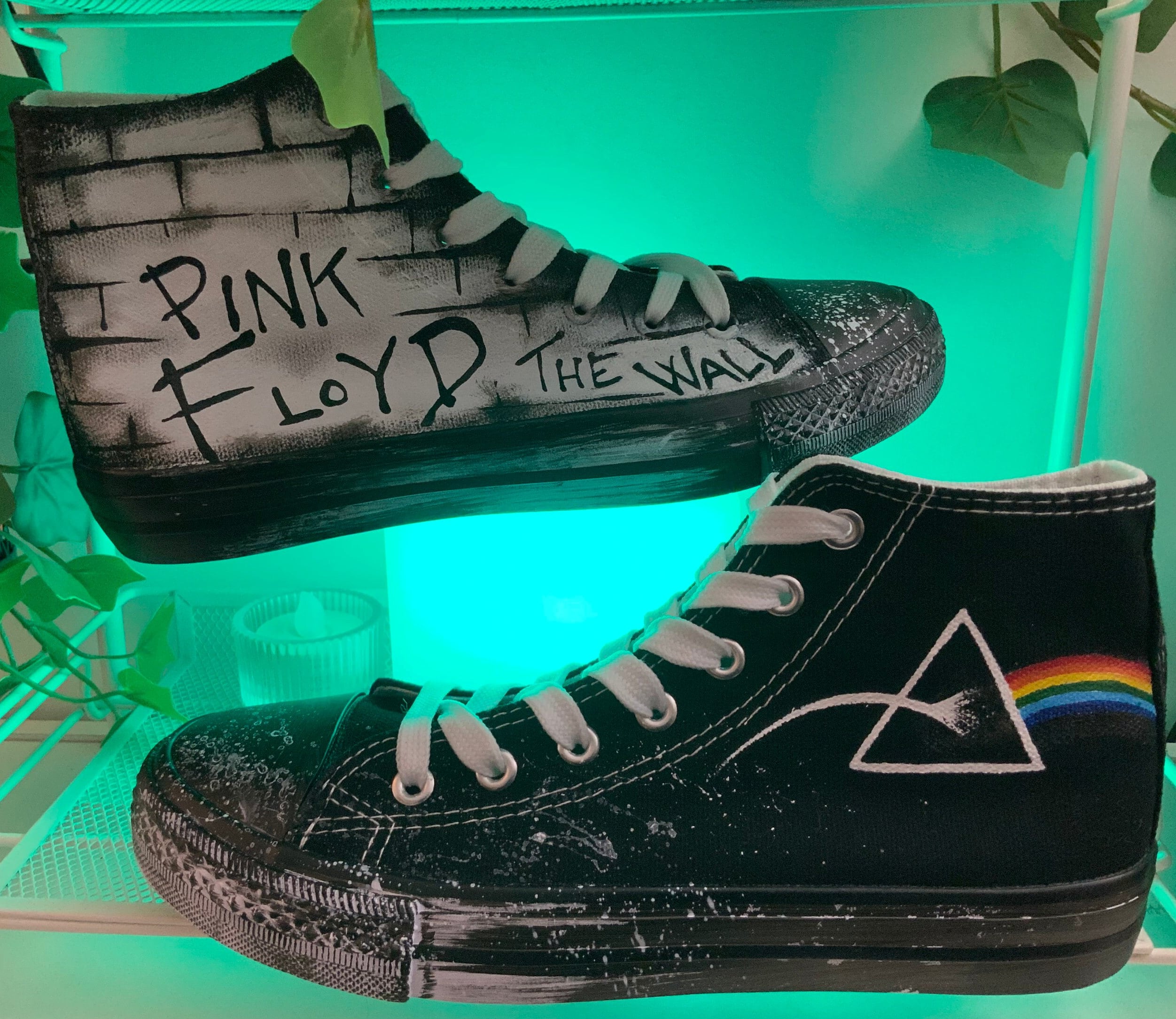 Pink Floyd Converse - Etsy Pink Floyd Converse - Etsy