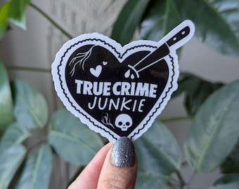 Adesivo True Crime Junkie: Decalque de vinil de coração preto