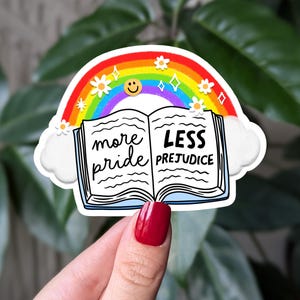 Sticker Plus de fierté moins de préjugés, Sticker livre arc-en-ciel LQBTQ+, Sticker mois de la fierté, Sticker livresques queer, cadeau inclus pour les amoureux des livres