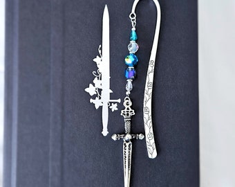 Sword bookmark, metal hook bookmark, gift for reader, fantasy merch