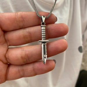 Collar de Cuchillo Commando en Plata de Ley, Colgante Daga Militar, Joyería Táctica de Plata para Hombre, Regalo de Navidad para Él