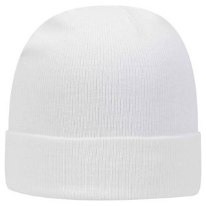 Op de afbeelding: Een effen witte beanie-muts met een omgeslagen rand. De muts is gemaakt van een gebreid materiaal en heeft een eenvoudig, klassiek ontwerp. De muts is neutraal van kleur en kan door iedereen gedragen worden.