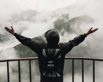 ANTISOCIAL / ANIME / UNISEX