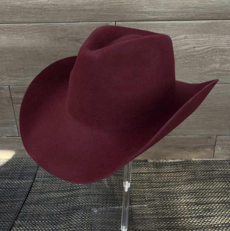 Cowboyhut aus australischer Wolle mit steifer, flacher Krempe - strukturierter Hut im Westernstil Wine