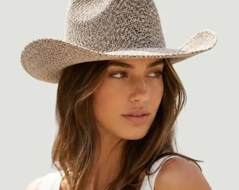 Straw Sun Visor Hat: Breezy Beach Fashion