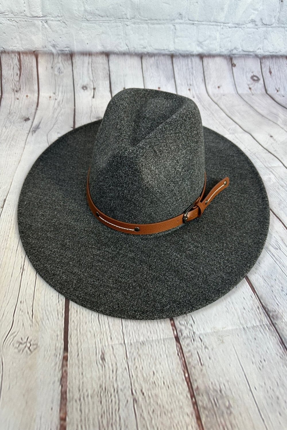 Vegan Felt Fedora Hat: Wide Brim With Double Buckle Band  display picture 1