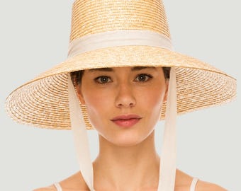 Classic Straw Boater Hat: Natural Woven Summer Sun  display picture 1