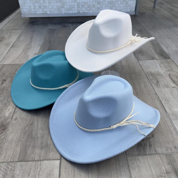 Vegan Felt Cowboy Hat: Wide Brim Rancher With Floral Accent  display picture 3