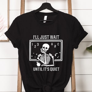 Funny Halloween Skeleton Teacher T-Shirt