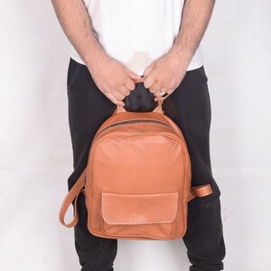 Sac d'université en cuir de vachette doux, sac pour ordinateur portable, cartable d'école, sac à dos de voyage marron, sac à dos en cuir unisexe, cadeau Saint-Valentin pour lui et elle