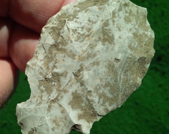 AUTHENTIC MISSOURI ARROWHEAD 2-1/2" Early Ovoid Knife - Transitional Paleo to Early Archaic 11,000 - 9,000 B.P. Flat Profile & Early Flaking