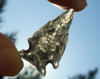 1-3/8&quot; Obsidian Snake River AUTHENTIC IDAHO ARROWHEAD Late Archaic - Developmental 2500 - 1000 B.P. Guaranteed Authentic Elko Cluster Type
