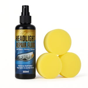 Peut inclure: Une bouteille noire de liquide de réparation de phares avec des étiquettes jaunes et dorées, et trois éponges circulaires jaunes. La bouteille indique "HEADLIGHT REPAIR FLUID" et "Restores Dull Fadest Head light's To Like New Cirorty". La bouteille contient 300 ml de liquide.