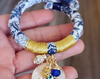 Adjustable fabric bracelet, Women&#39;s bracelets, Bracelets, Summer, Beach, Boho, Women, Women&#39;s accessories, Goldfield charm, Acrylic charms