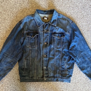 Vintage Denim Jacket with One-of-a-Kind Ranch Embroidery - Size XL - Stetson