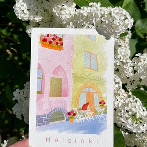 Carte postale d'Helsinki, jolies maisons, belles fleurs, cadeau d'anniversaire pour le meilleur ami, chat sur la carte