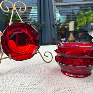 Vintage Imperial Glass Ruby Red Molly Berry Bowl