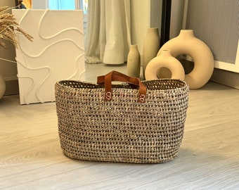 “Temara” basket woven in palm leaf, doum and leather handles