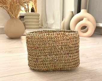 Small "Tamri" storage basket without handles woven in straw and doum