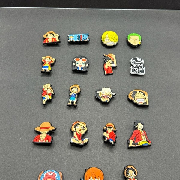 Croc charms / One Piece