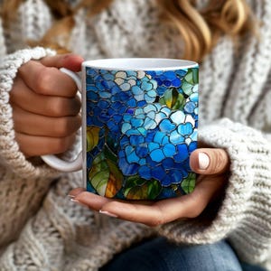 Blue Hydrangea Stained Glass Mug Floral Latte Mug Flower Coffee Cup Birthday Gifts for Teacher Grandma Mom Sister Secret Pal Best Friend