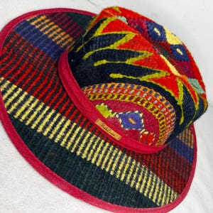Hand-woven Artisanal Wool Hats | Made in Teotitlán del Valle, Oaxaca | Natural Pigments and Pedal Loom Tradition