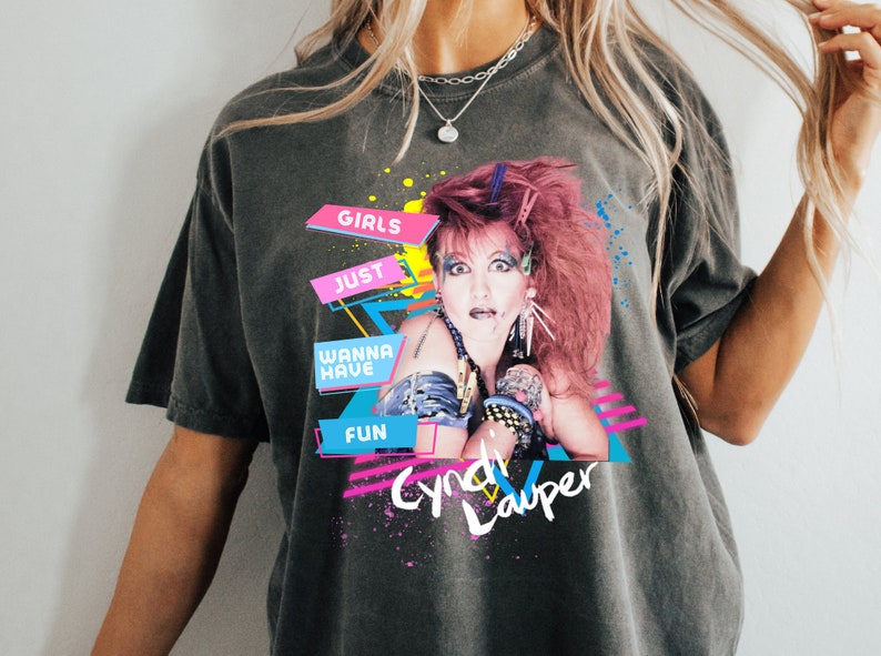 Cyndi Lauper T-shirt Farewell Tour Girls Just Wanna Have Fun 80s Retro