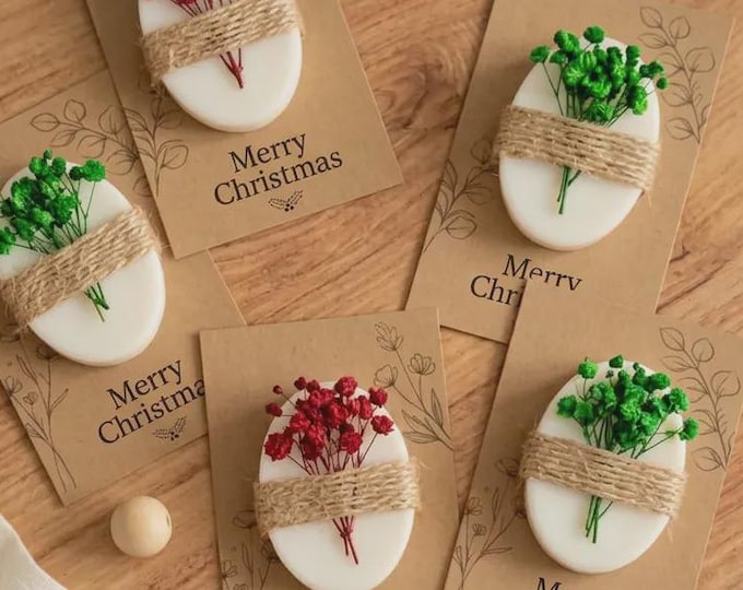 Personalized Soap Favors, Dried Flower Guest merry christmas and holiday, Rustic Wedding Favor