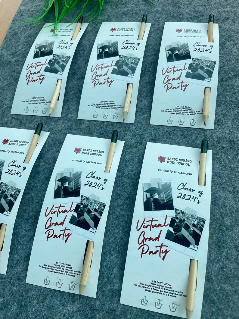 Personalized Graduation Seed Pen Favors, Eco-Friendly Card image 2