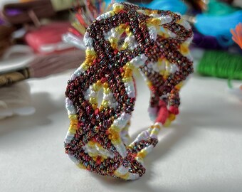 Single Keyhole Bracelet