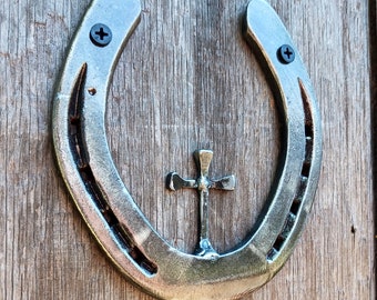 Lucky Horseshoe With Horseshoe Nail Cross, Western Decor, Christian Decor, Country Decor, Crucifix, Wall Art, Wall Decor, Wall Hanging
