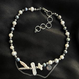 White and Purple Pearl Necklace with Silver Beads