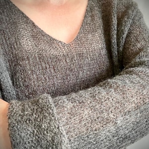 Soft Alpaca Sweater: Women&#39;s Cozy Knit Pullover, Elegant Fall Layering