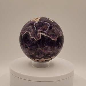 Dream Amethyst Sphere, Crystal Sphere 106.3 mm