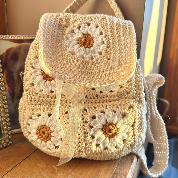 Blumen Mini Tasche Häkelanleitung